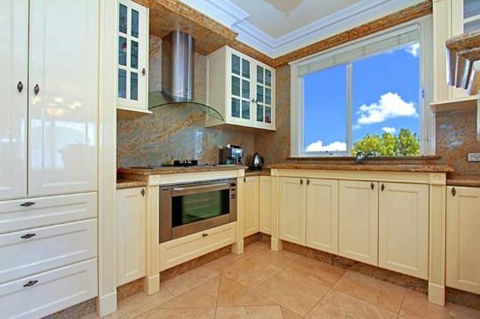 ABC Accommodation - Rosebud - Maitland Accommodation 4