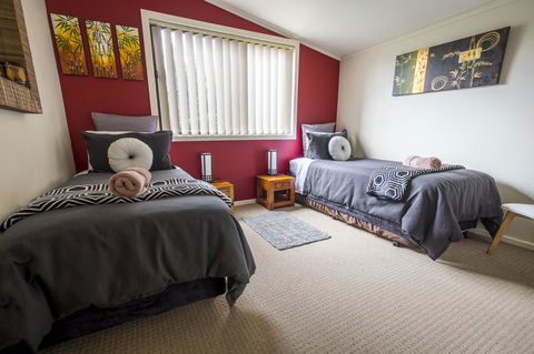 Azen Haven - Maitland Accommodation 3