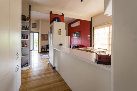 Azen Haven - Maitland Accommodation 9