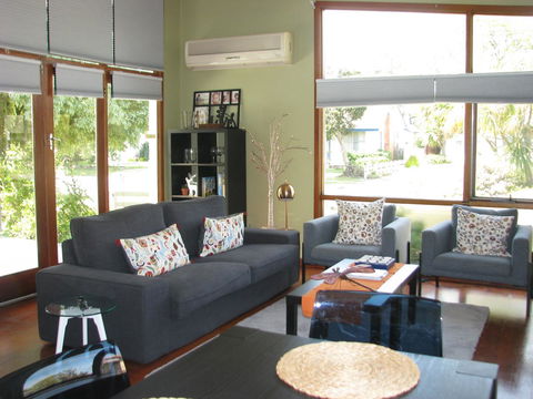 Growse House Yarram 3BR - Maitland Accommodation 4