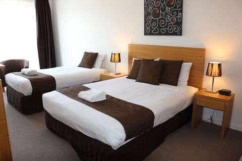 Bairnsdale International - Maitland Accommodation 12
