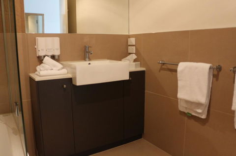 Bairnsdale International - Maitland Accommodation 24