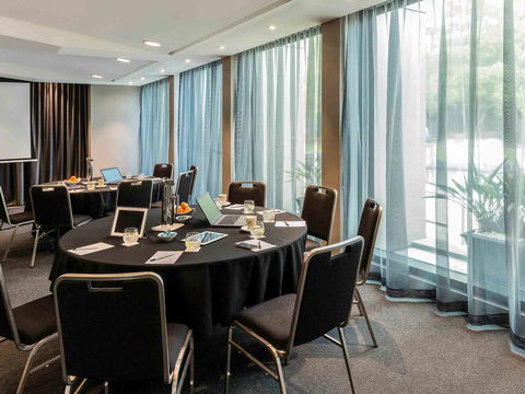 Quay West Suites Melbourne - Maitland Accommodation 26