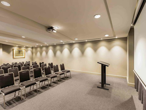 Quay West Suites Melbourne - Maitland Accommodation 32