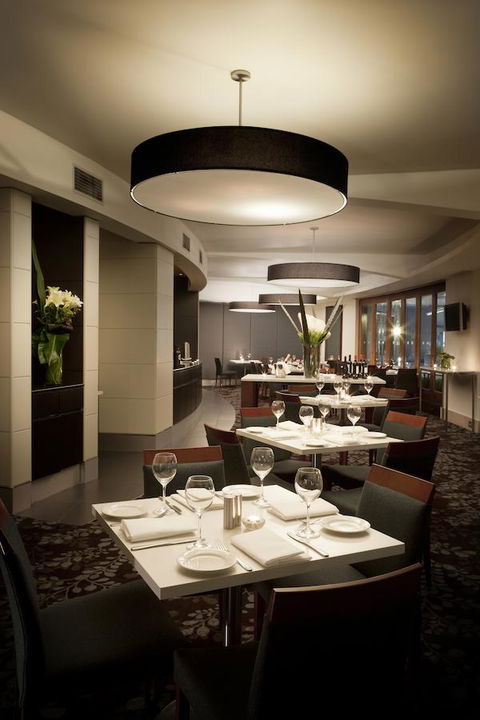 Quay West Suites Melbourne - Maitland Accommodation 20