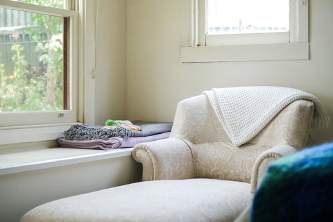 Miss Pym's Cottage - Maitland Accommodation 13