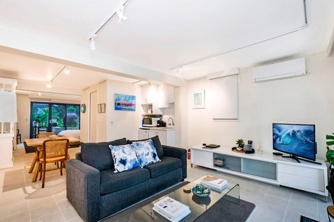 The Waterfront Apartment - Maitland Accommodation 7