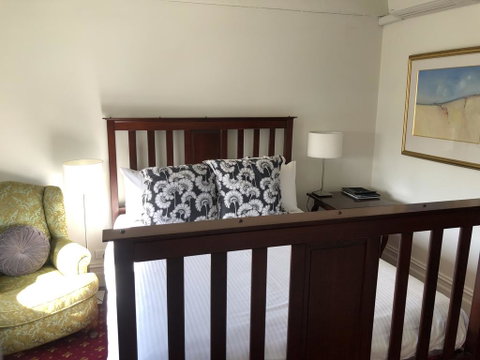 The Corner Hotel Alexandra - Maitland Accommodation 3