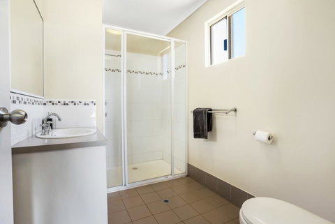 The Cove Holiday Village - Maitland Accommodation 2