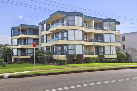 The Crest 8 33 Pacific Drive - Maitland Accommodation 0