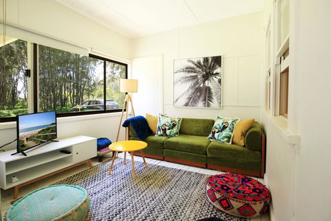 The Endless Summer @ Culburra - Pet Friendly - 2 Mins To Beach - Maitland Accommodation 1