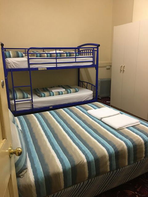 The Formby Hotel - Maitland Accommodation 3