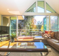 The Glass Pinnacle - Maitland Accommodation