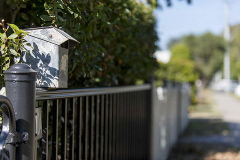 The Grey House - Maitland Accommodation 1