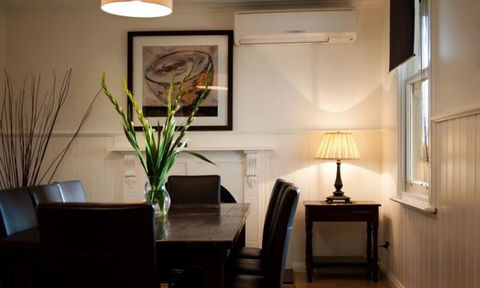 The Gums - Maitland Accommodation 2