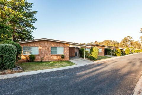 The Laneway - Maitland Accommodation 0