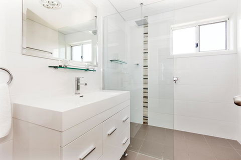 The Laneway - Maitland Accommodation 3