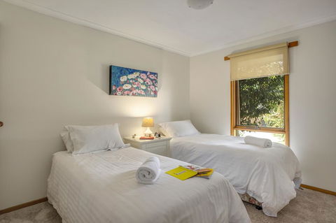 The Leisure House - Maitland Accommodation 3