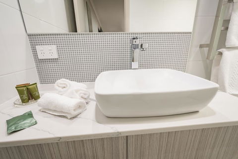 The Lighthouse Hotel - Maitland Accommodation 1