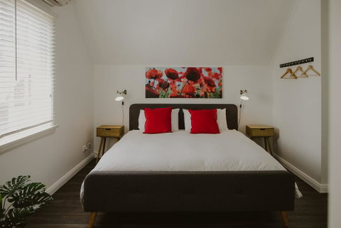 The Loft @ Denver - Maitland Accommodation 1