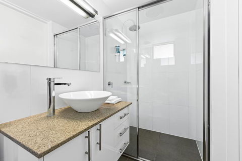 The Mid Pacific - Maitland Accommodation 3