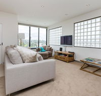 THE PENTHOUSE - MORNINGTON - Maitland Accommodation