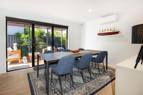 The Pines, Culburra Beach - Maitland Accommodation 2