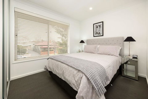 The Provincial - Central & Sophisticated - Maitland Accommodation 1