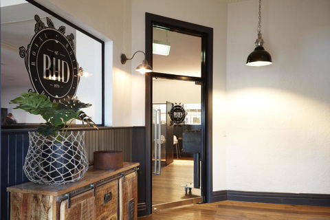 The Royal Hotel, Drouin - Maitland Accommodation 0