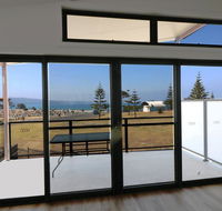 The Shore Break 6 Apartment - Maitland Accommodation