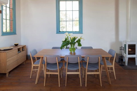 The Welsh Church - Maitland Accommodation 3