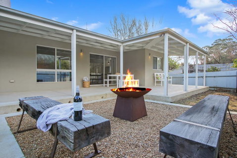 Three Sisters - Maitland Accommodation 1