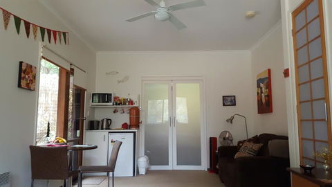 TorquayToongahra BnB - Maitland Accommodation 3