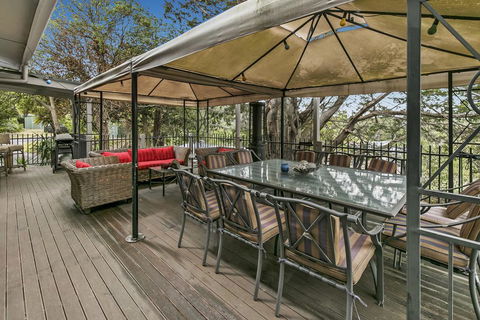 Total Rye Beach Family Getaway - Maitland Accommodation 2