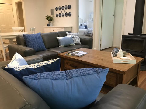Tyntynder Cottage - Maitland Accommodation 0