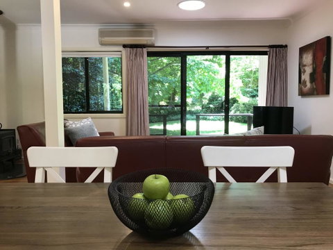 Tyntynder Garden Cottage 4 - Maitland Accommodation 3