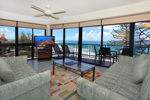 Unit 10, Phoenix Apartments, 1736 David Low Way, Coolum Beach - Maitland Accommodation 3