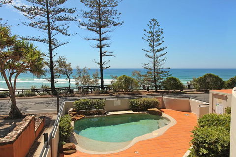 Unit 2, The Rocks, 1746 David Low Way Coolum Beach - Maitland Accommodation 0