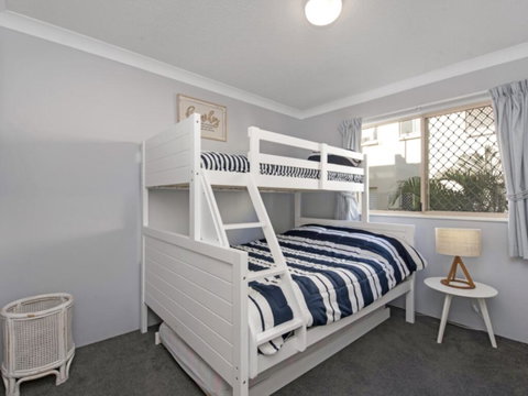 Unit 3 Emerald Shores - Shipping Lane Views! - Maitland Accommodation 3