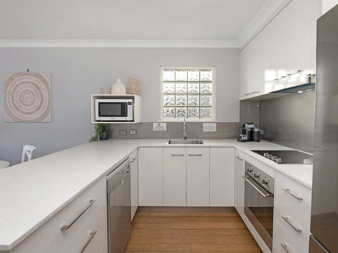 Unit 3 Emerald Shores - Shipping Lane Views! - Maitland Accommodation 0