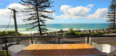 Unit 3 Phoenix Apartments, 1736 David Low Way Coolum Beach - Linen Incl. WIFI, 500 Bond - Maitland Accommodation 0