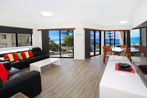 Unit 4, The Rocks, 1746 David Low Way Coolum Beach - 500 Bond - Maitland Accommodation 2