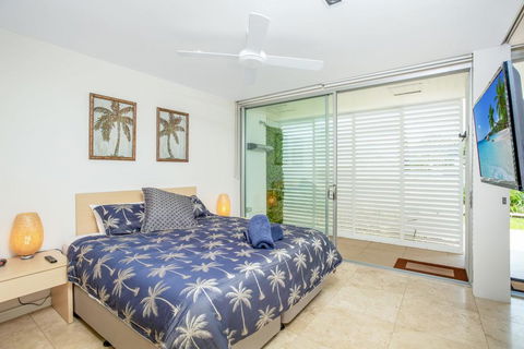 Unit 6 Plantation - Rainbow Beach, Plantation Resort, Ground Floor, Aircon, Pool, Spa - Maitland Accommodation 3