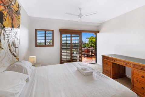 Unrivaled Ocean And City Views From Resort Style 3bed With Garden - Maitland Accommodation 3