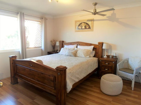 Unwind In This Gorgeous Retreat - Maitland Accommodation 2