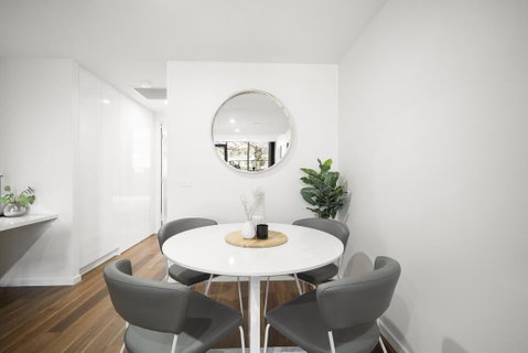 Urban Rest - Founders Lane - Maitland Accommodation 3