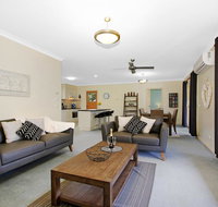 Valley View Townhouse - on the RAIL TRAIL - Maitland Accommodation