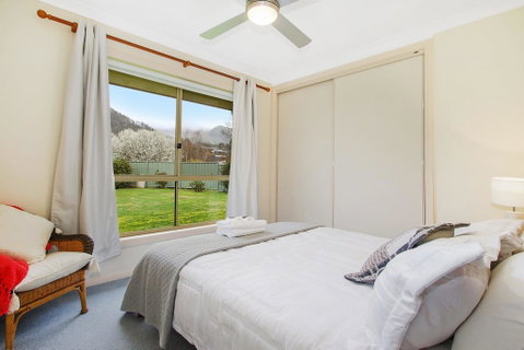 Valley View Townhouse - On The RAIL TRAIL - Maitland Accommodation 1