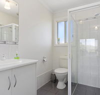 VALLEY VIEWS - 10 Valley Heights Drive - Maitland Accommodation