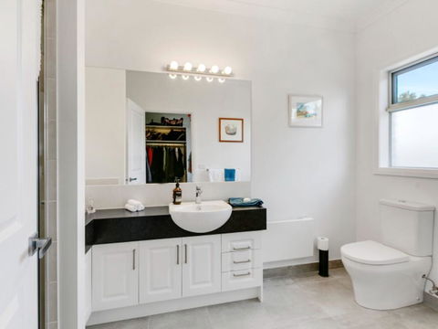 Venice On The Beach - Maitland Accommodation 1